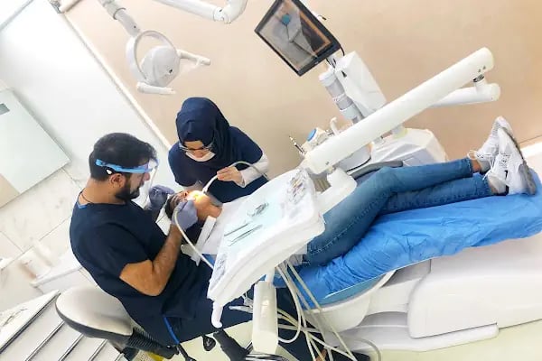REHA DENT AĞIZ VE DİŞ SAĞLIĞI MERKEZİ - Resim 3