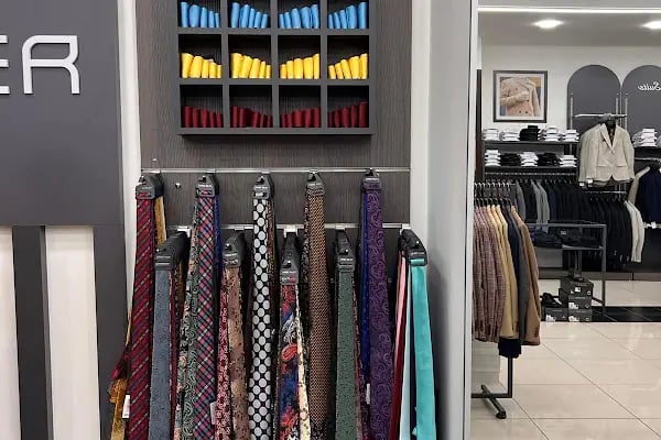 Cengiz İnler Forum Outlet | Takım Elbise ve Erkek Giyim Mağazası - Resim 11