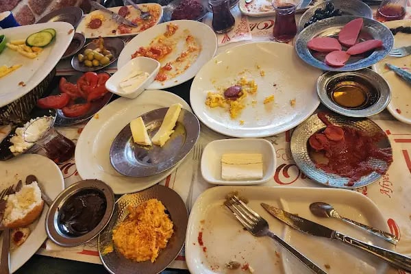 Arkadaş Cafe bazlama dunyasi - Resim 10