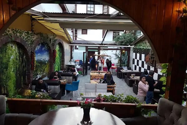 Arkadaş Cafe bazlama dunyasi - Resim 7