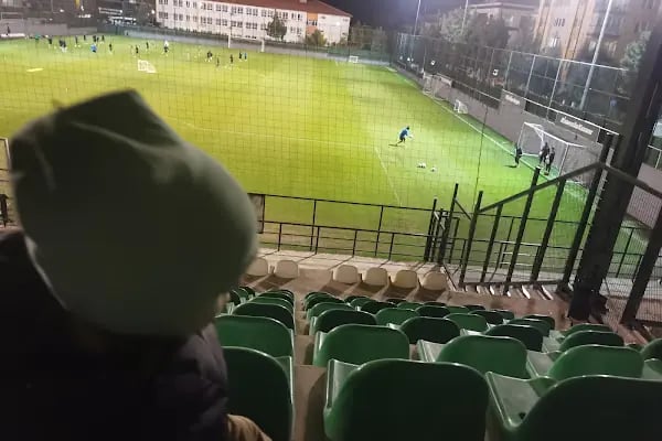 Manisa Büyükşehir Belediyesi Halil Onultmaklı Spor Tesisleri - Resim 4