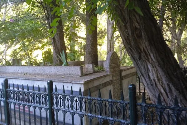 Nimetullah Nahçivani (Nimet Baba) Türbesi - Resim 7