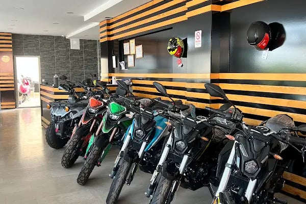 MOTOREM MOTORSİKLET MAĞAZASI - Resim 6