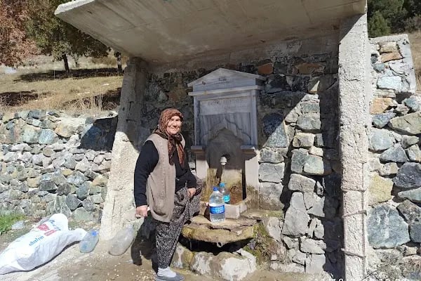 Bademli Belediyesi Şakiroğlu Çeşmesi - Resim 16
