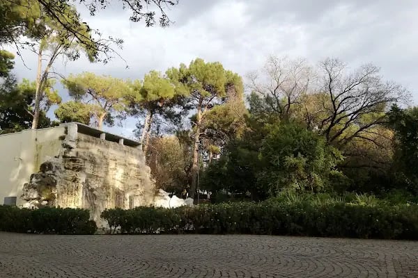 İzmir Büyükşehir Belediyesi Hasanağa Bahçesi - Resim 8