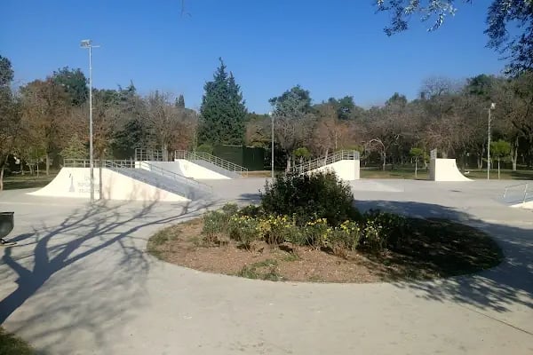 İzmir Büyükşehir Belediyesi Hasanağa Bahçesi - Resim 3