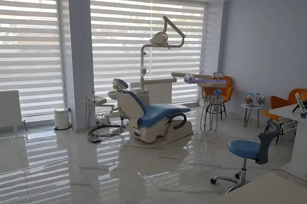 Ramazan Arslan Ağız ve Diş Sağlığı Polikliniği - Resim 2