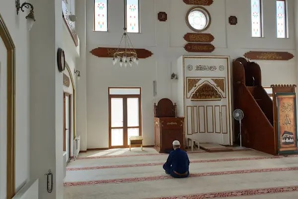 Diriliş cami - Resim 4