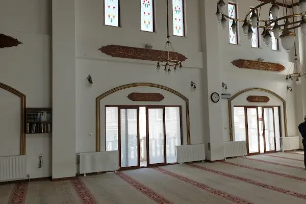 Diriliş cami - Resim 2