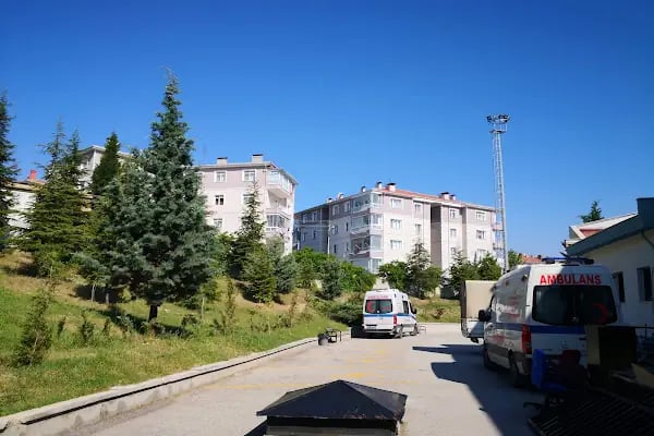 DR.NAFİZ KÖREZ 12. CADDE SEMT POLİKLİNİĞİ - Resim 2