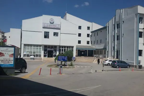 DR.NAFİZ KÖREZ 12. CADDE SEMT POLİKLİNİĞİ - Resim 4