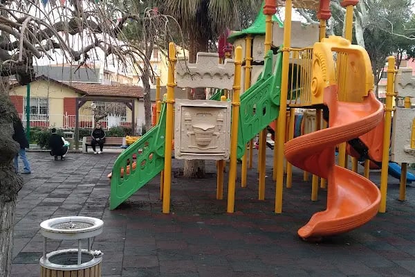 Şehit Turhan Bayraktar Parkı - Resim 13