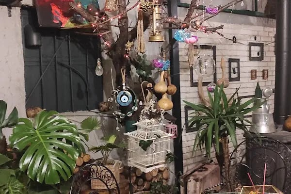 Amber Flower Cafe - Resim 7