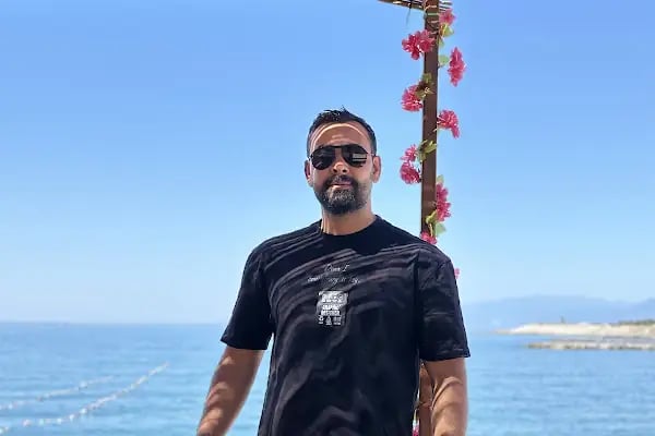 Madenli Yat Limanı - Resim 17