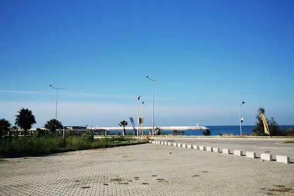 Madenli Yat Limanı - Resim 2