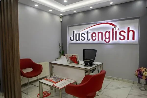 Just English Dil Okulları Bursa-Heykel - Resim 5