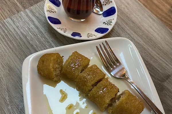 Harun Usta Kadayif Dolmasi - Resim 11