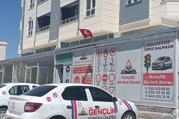 BOZOVA ÖZEL GENÇLİK SÜRÜCÜ KURSU - Resim 7