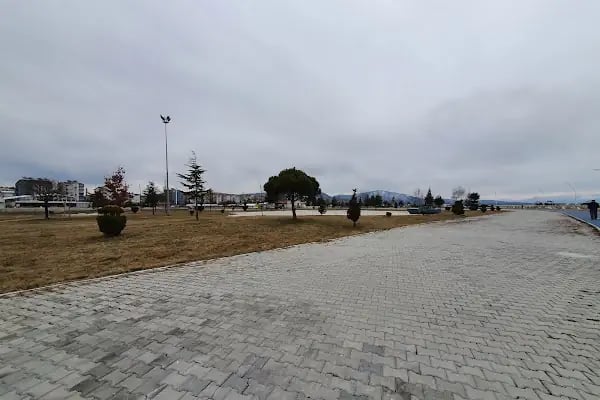 Beyşehir Sahil Yolu - Resim 7