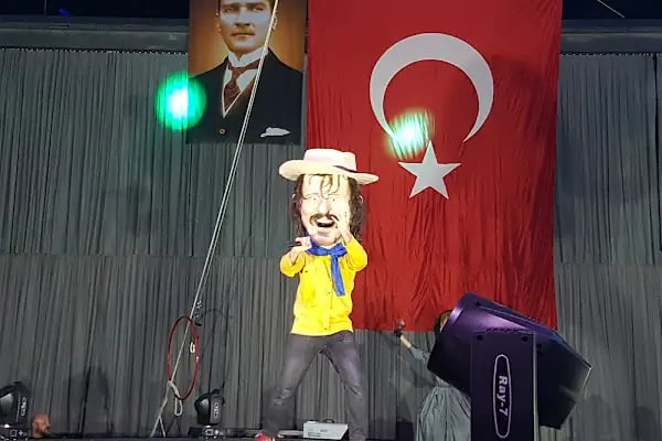 Bağcılar Adalet Turan Spor Salonu - Resim 3