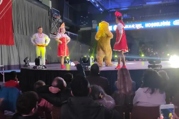 Bağcılar Adalet Turan Spor Salonu - Resim 14