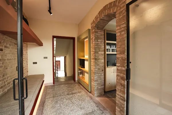 FLANEUR HOSTEL - Resim 6