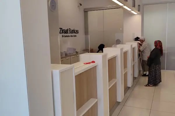 Ziraat Bankası İstasyon/Mersin Şubesi - Resim 2