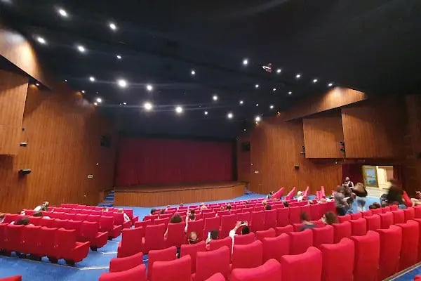 İBB Şehir Tiyatroları Sadabad Sahnesi - Resim 2