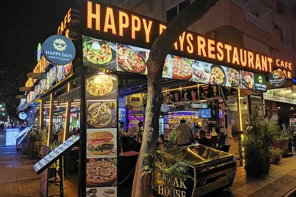 Happy Days Restaurant - Resim 5
