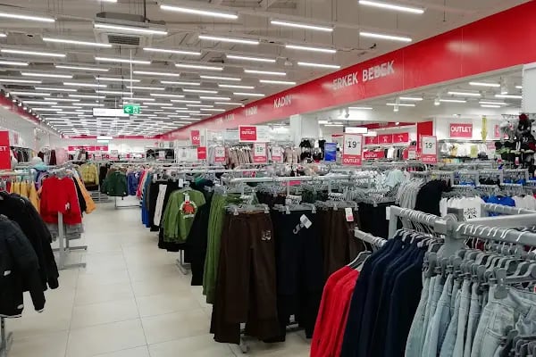 Avantaj Outlet Center - Resim 11
