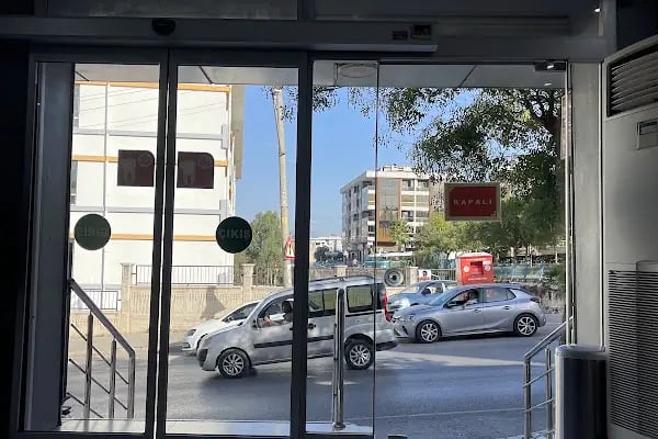 Özel Eski İzmir Ağız Ve Dış Sağlığı Polikliniği - Resim 9