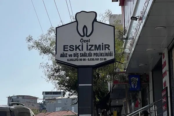 Özel Eski İzmir Ağız Ve Dış Sağlığı Polikliniği - Resim 12