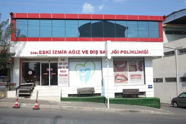 Özel Eski İzmir Ağız Ve Dış Sağlığı Polikliniği - Resim 2
