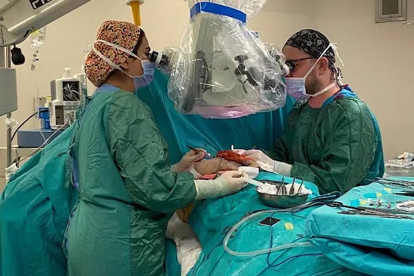 Doç. Dr. Burak Sercan Erçin, Plastik Rekonstrüktif Ve Estetik Cerrahi - Resim 9