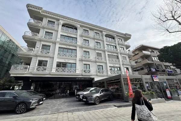 Doç. Dr. Burak Sercan Erçin, Plastik Rekonstrüktif Ve Estetik Cerrahi - Resim 6