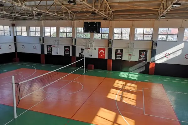 Beşiktaş JK Basketbol Voleybol Okulu - Resim 3