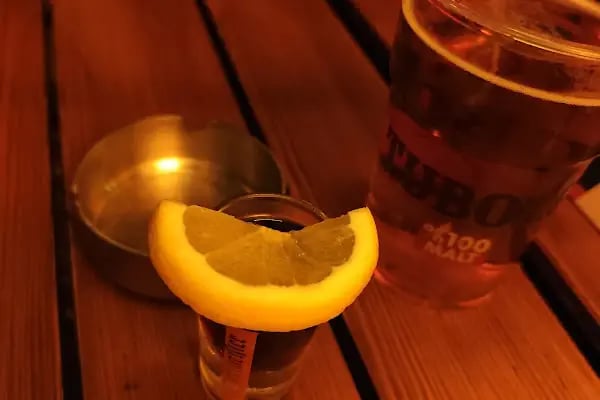 J.No24 Art Pub - Resim 8