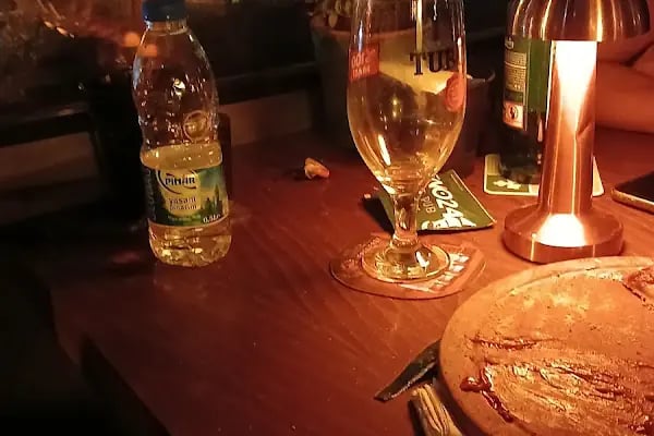 J.No24 Art Pub - Resim 16