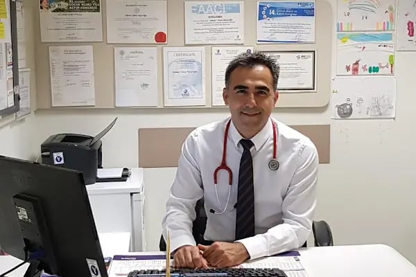 Prof. Dr. Hikmet Tekin Nacaroğlu - Resim 12