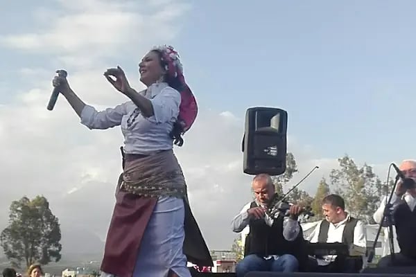 Karaisalı Stadı - Resim 18