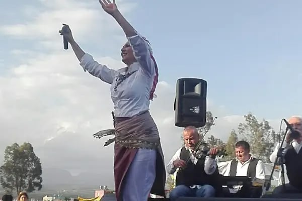 Karaisalı Stadı - Resim 6
