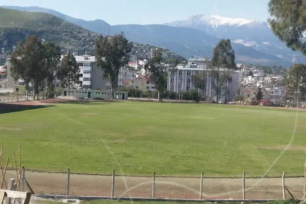 Karaisalı Stadı - Resim 2