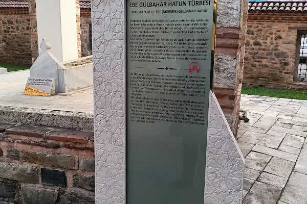 2. Murad Külliyesi Sultan Türbeleri - Resim 14