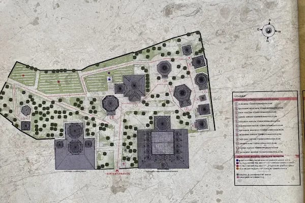 2. Murad Külliyesi Sultan Türbeleri - Resim 16