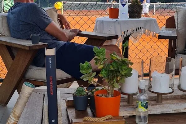Dakota Tenis Evi - Resim 14