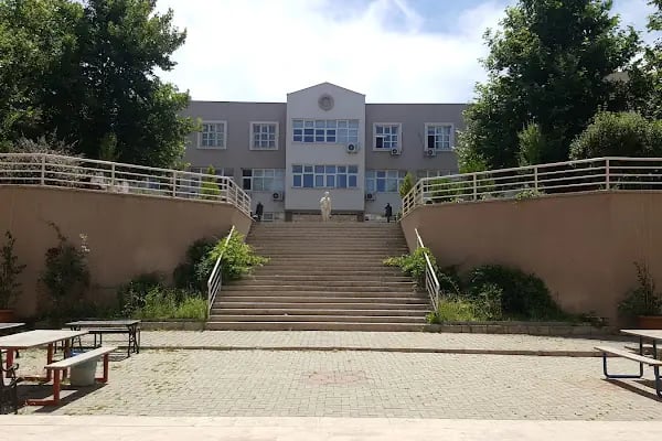 Dokuz Eylül Üniversitesi Edebiyat Fakültesi - Resim 6