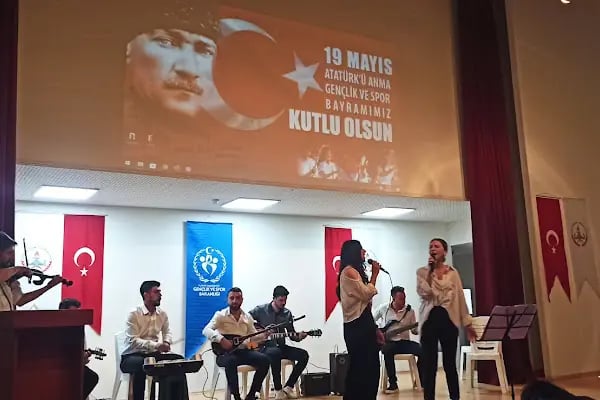 15 Temmuz Demokrasi Şehitleri Konferans Salonu - Resim 17