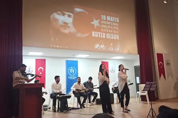 15 Temmuz Demokrasi Şehitleri Konferans Salonu - Resim 12