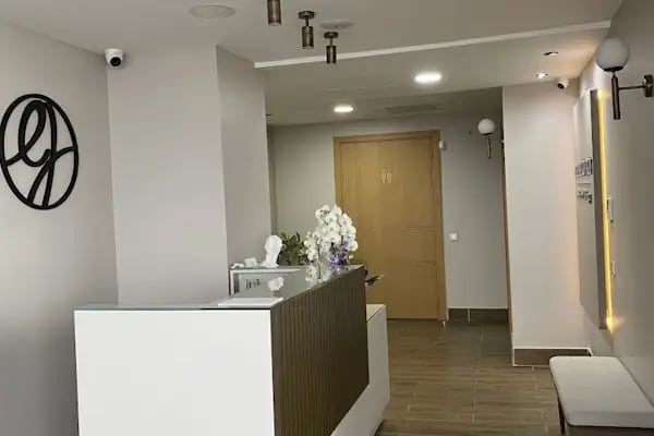 Dr. Emre Güvercin Estetik ve Plastik Cerrahi Kliniği - Resim 10