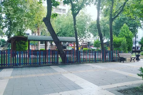 Gazipaşa Çocuk Parkı - Resim 2
